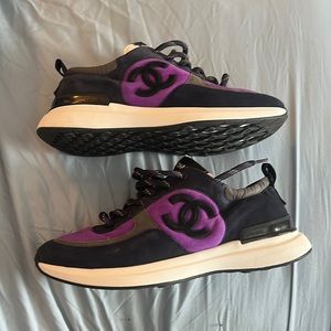 CHANEL sneakers EXCELLENT condition